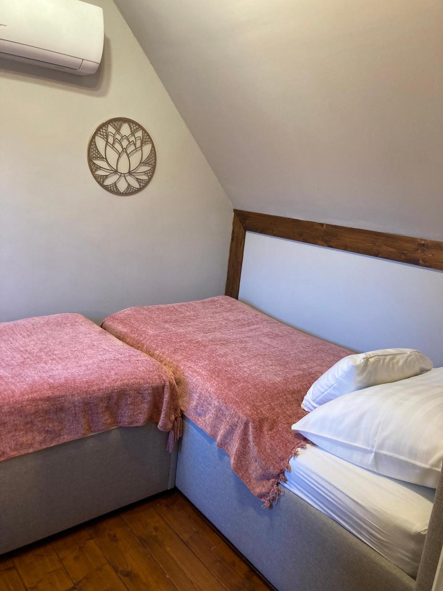 Zsoka Fogadoja Aparthotel Szentantalfa ภายนอก รูปภาพ